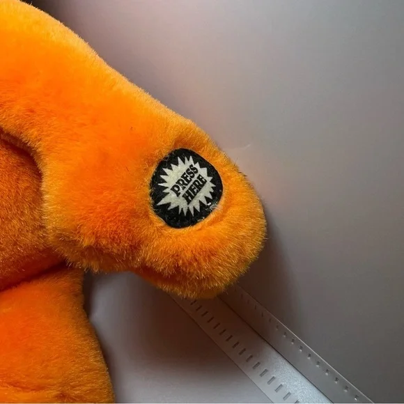 Tickle Tickle Wiggle Wiggle Plush Stuffed Animal Talking Halloween Witch Giggle - Picture 3 of 8